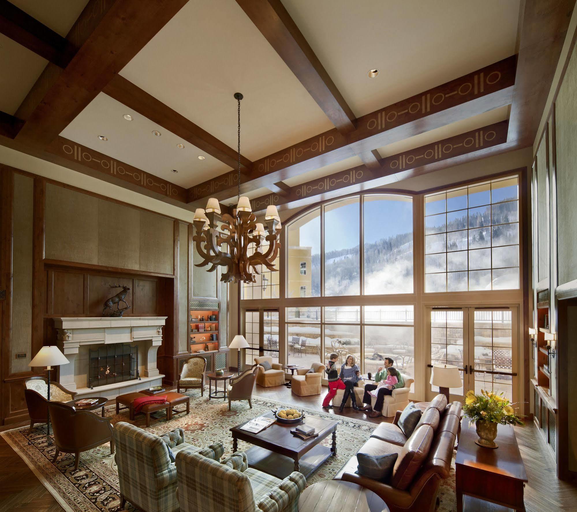 Legendary Lodging At The Ritz Vail Exterior photo